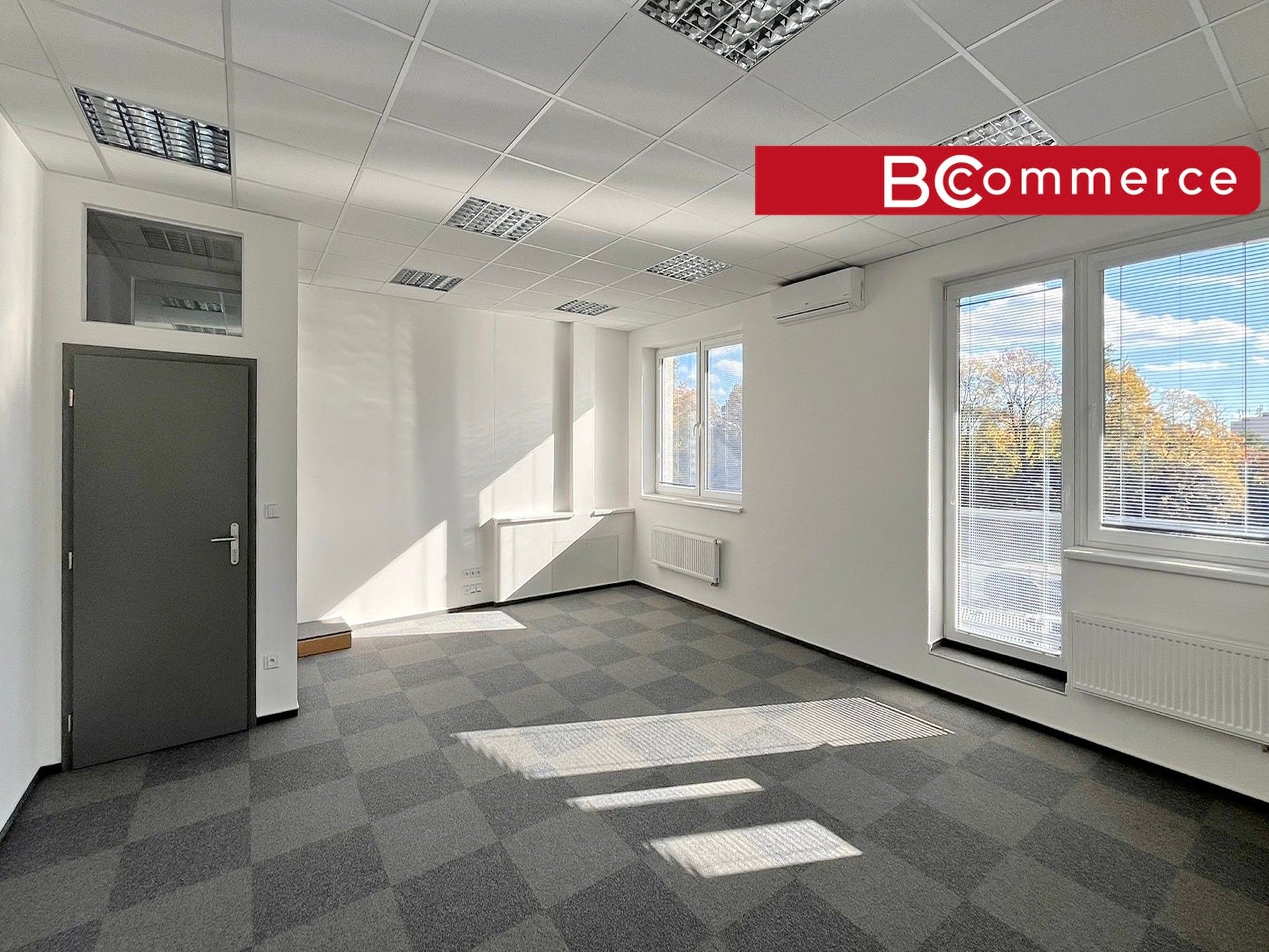 Pronájem kancelář - Černovice, Brno, 33 m²