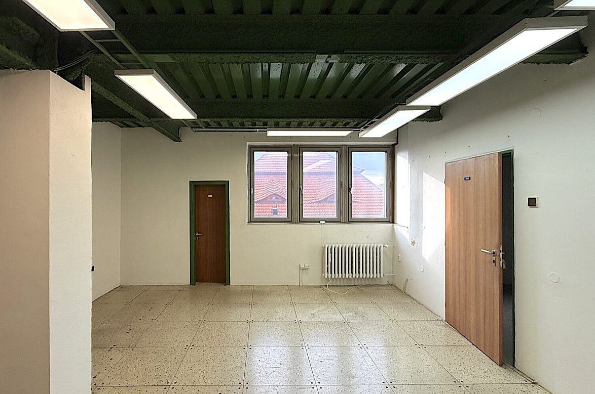 Pronájem kancelář - Slaný, 128 m² - 2