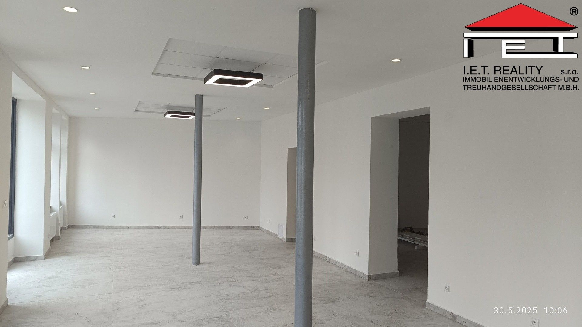 Pronájem obchodní prostory - Olomoucká, Opava, 94 m²