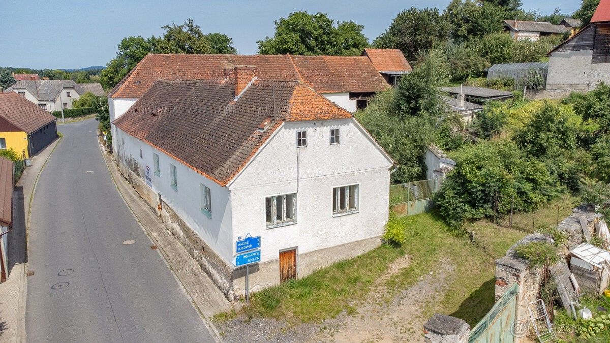 Rodinné domy, Sušice, 342 01 - 1