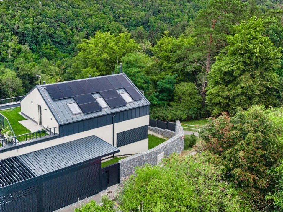 Rodinné domy, Praha 12, Praha, 304 m² - 1