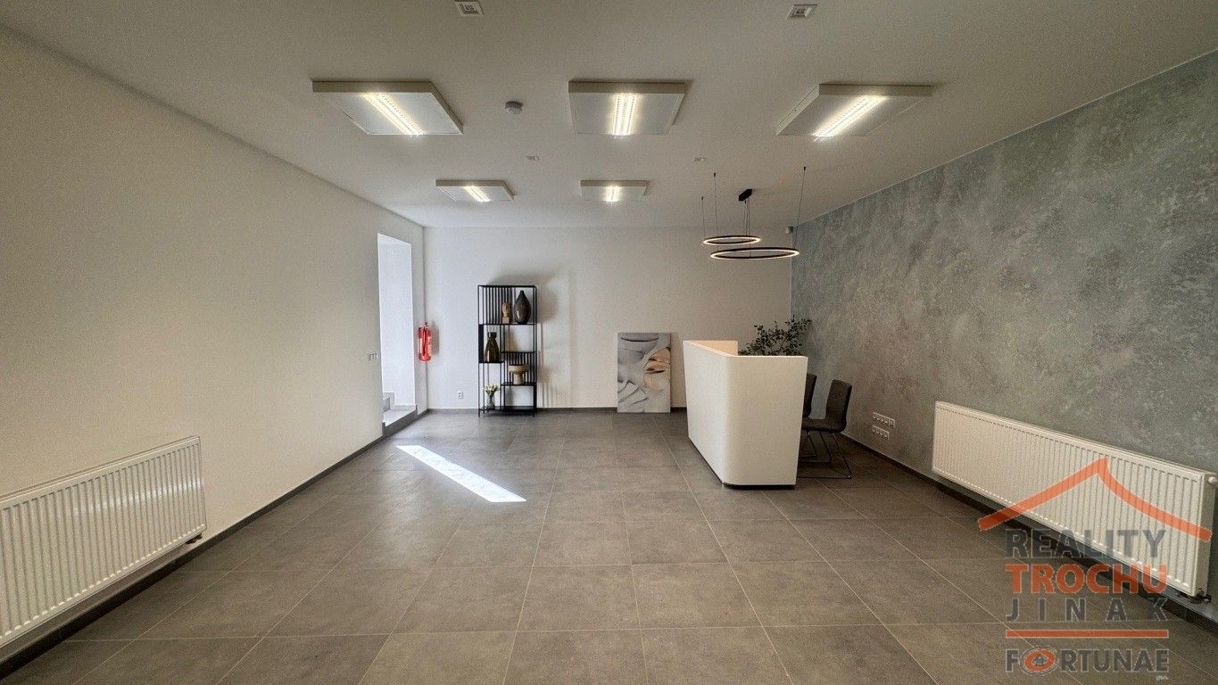 Výrobní prostory · 220 m² · U Fotochemy, Hradec Králové Plácky - 4