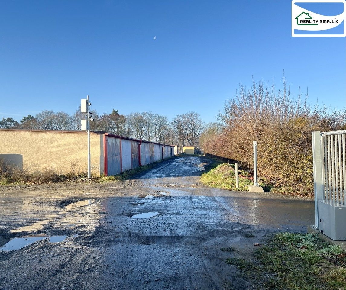 Garáže, Univerzitní, Plzeň, 20 m²