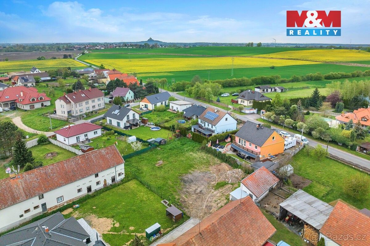 Prodej pozemek pro bydlení - Choteč, 533 04