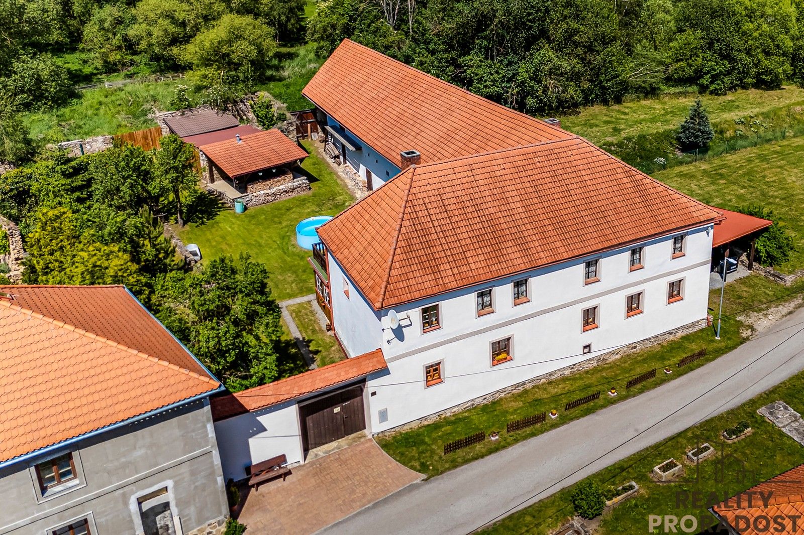 Rodinné domy, Kájov Novosedly, 557 m² - 2