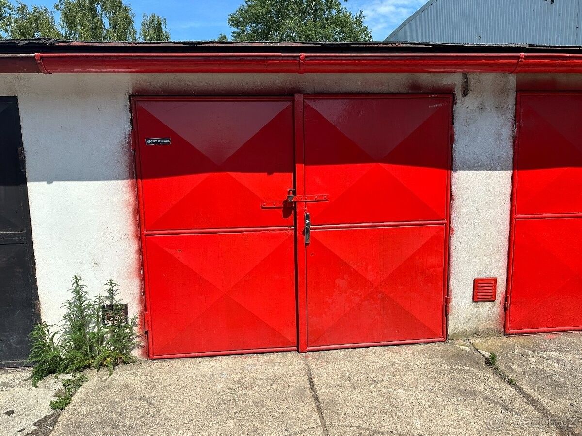 Garáže, Česká Lípa, 470 01