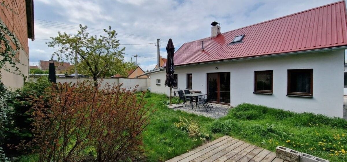 Pronájem sklad - Veltrusy, 277 46