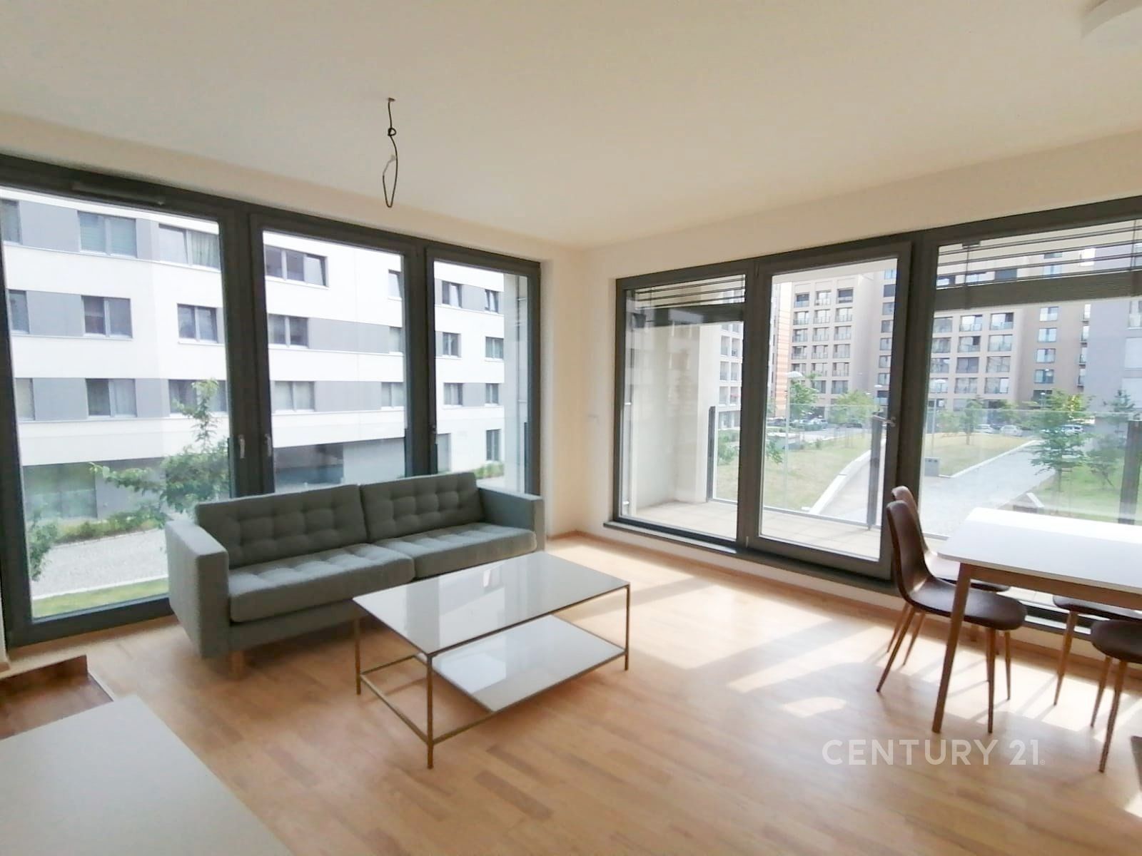 Pronájem byt 2+kk - U Mlýnského kanálu, Praha, 50 m²