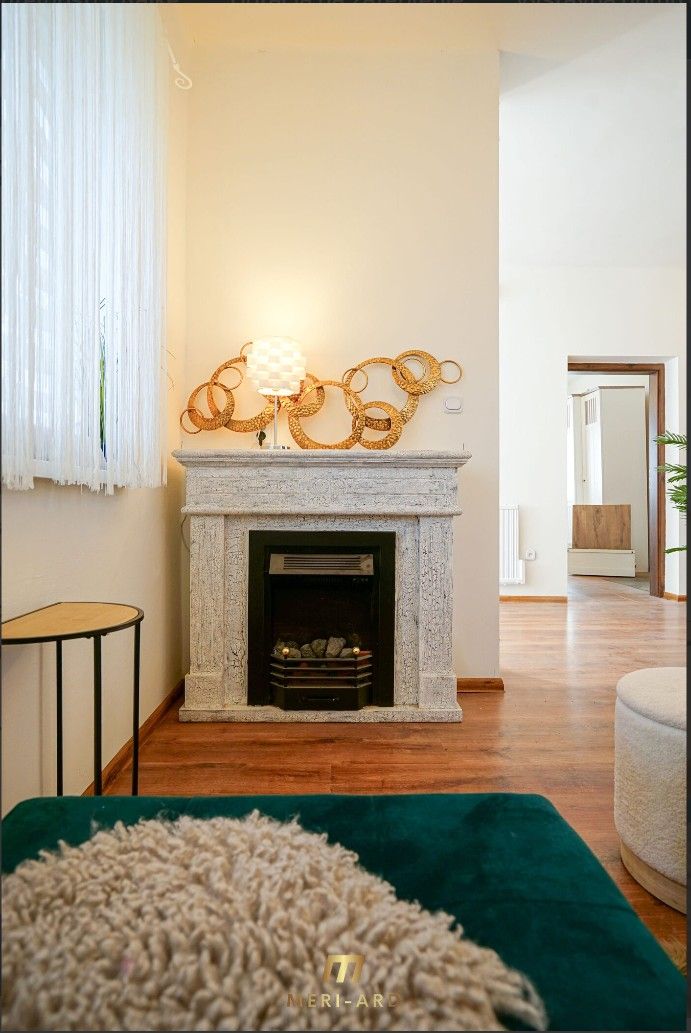 Prodej rodinný dům - 987 66, Zahraničí