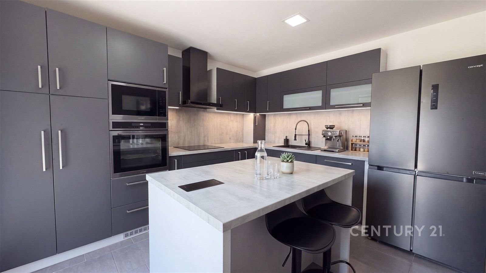 Prodej rodinný dům - Roštín, 284 m² - 5