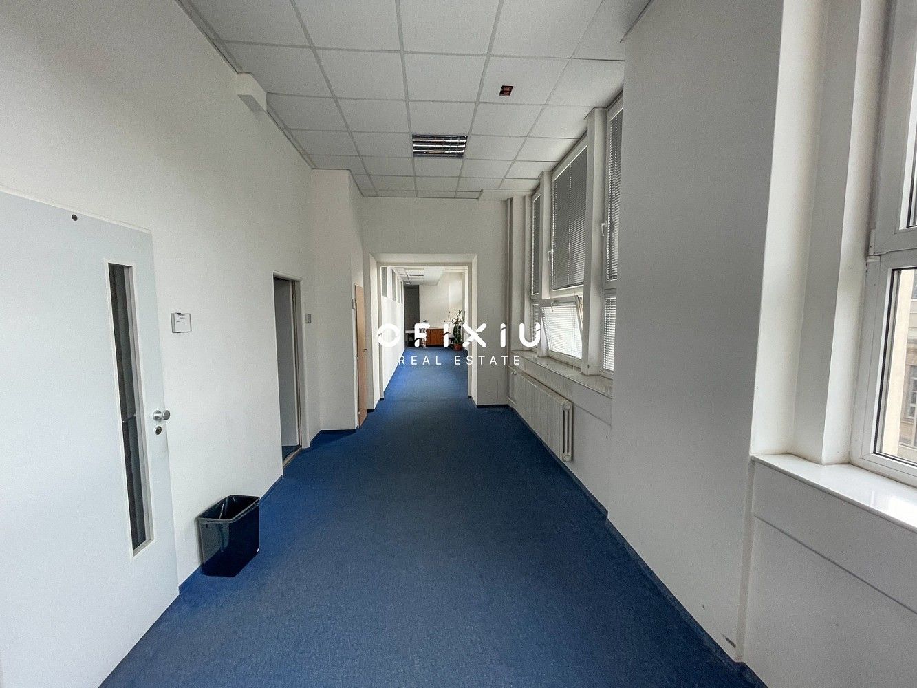 Kancelář, 400 m²