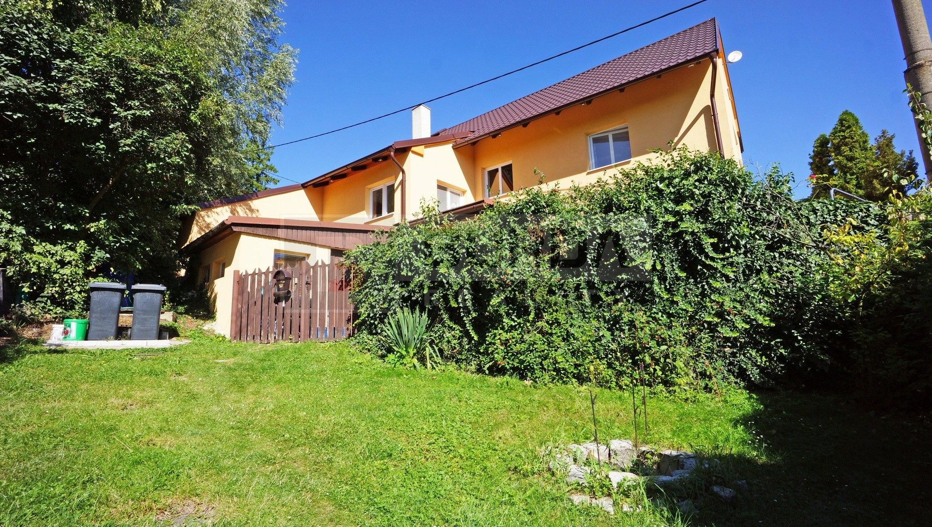 Prodej rodinný dům - Střemy, 240 m²