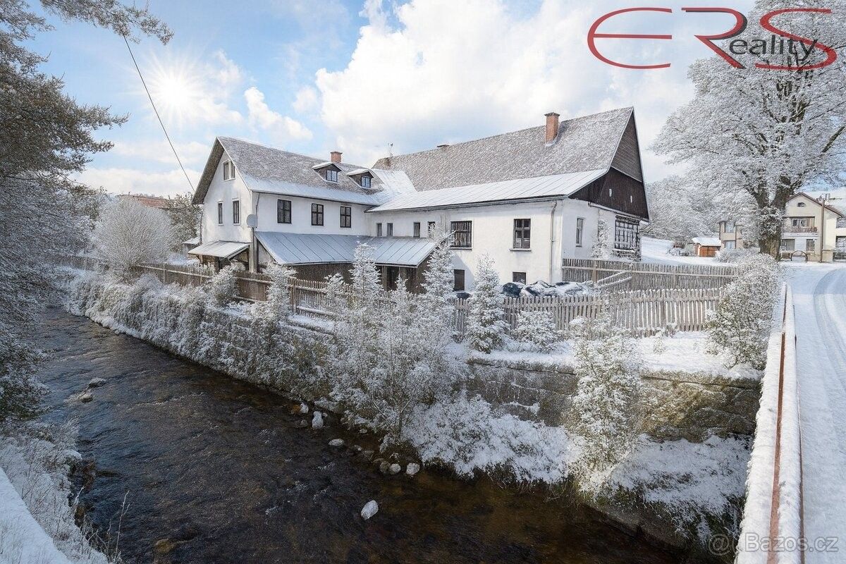 Rodinné domy, Lánov, 543 41