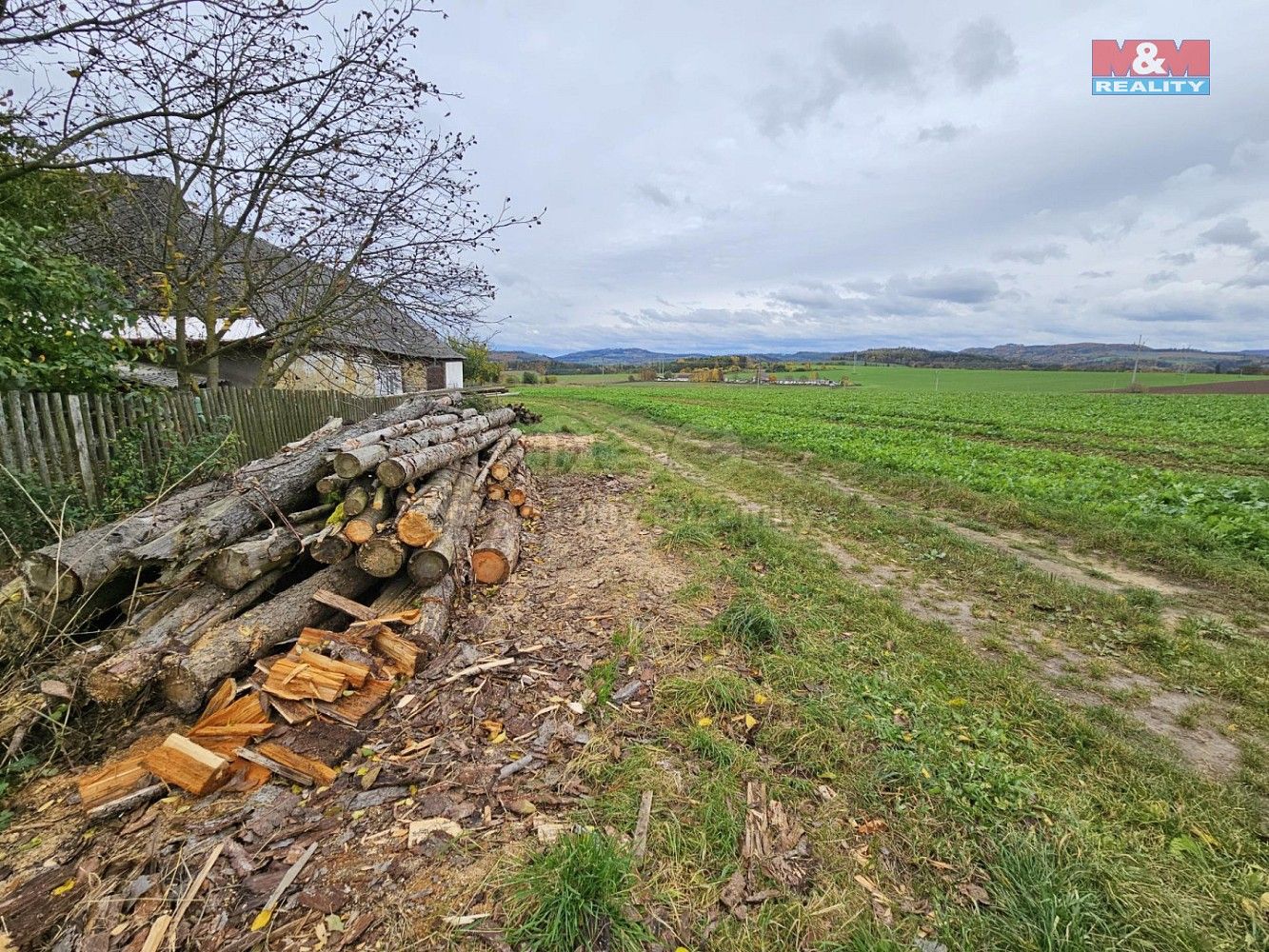 Zemědělský pozemek, 1 577 m²