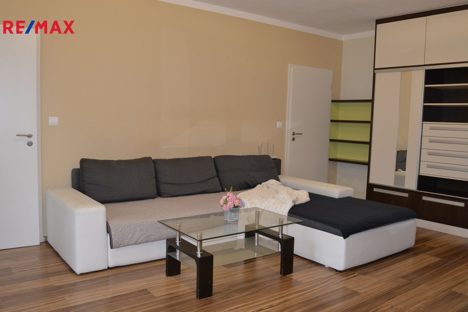 Pronájem byt 3+kk - Průběžná, Nupaky, 69 m²