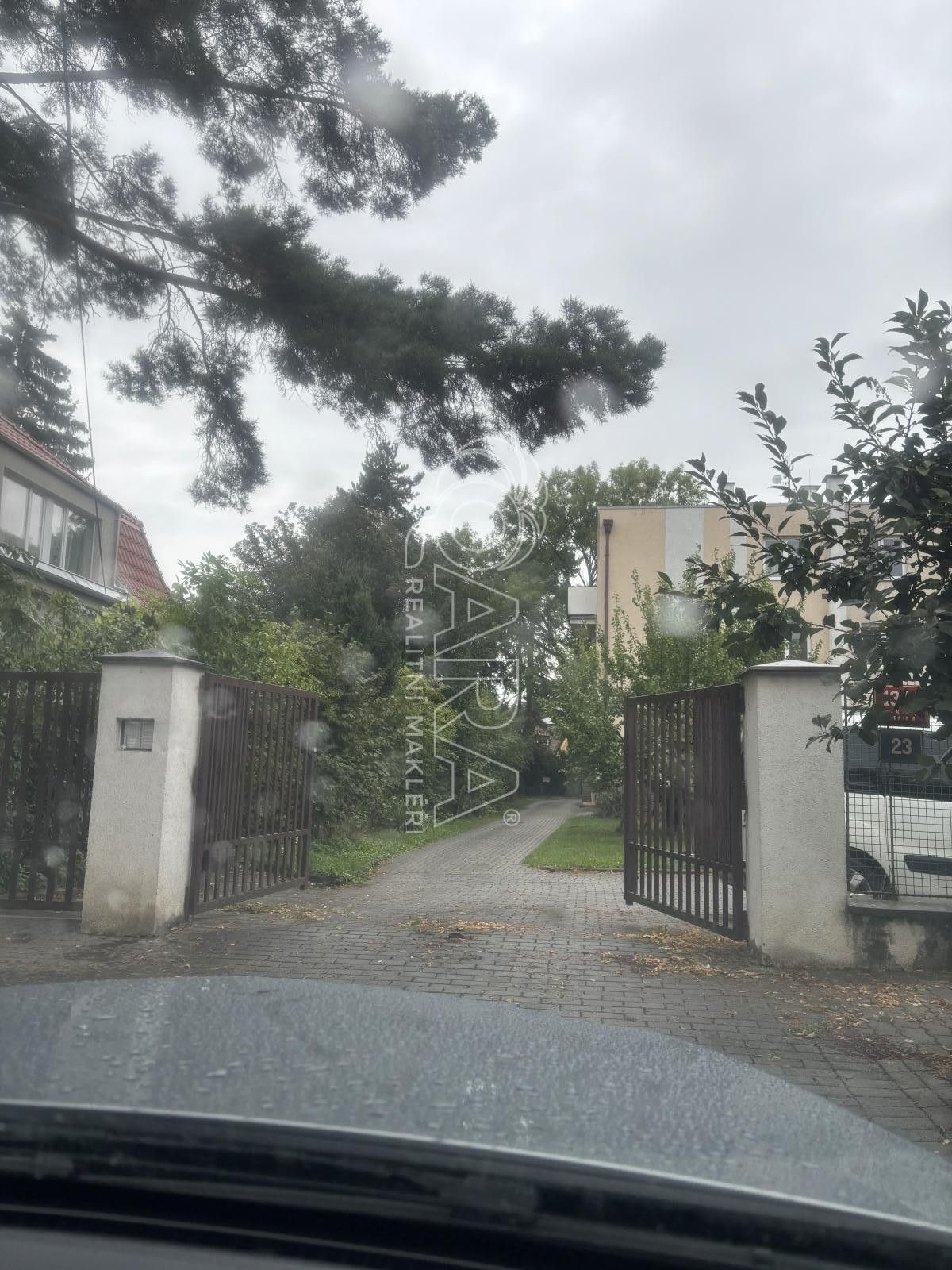 Garáž · 19 m² · Višňová  , Praha Krč - 3