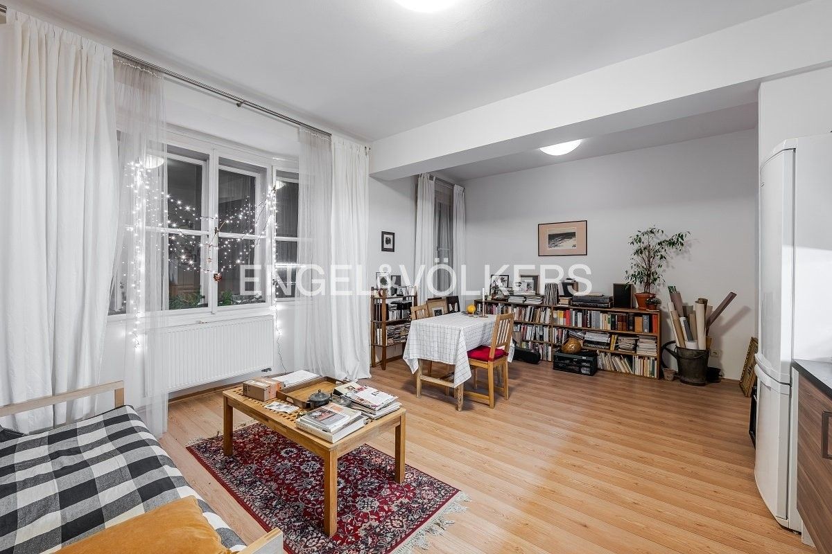 2+kk, Na Březince, Praha, 65 m²