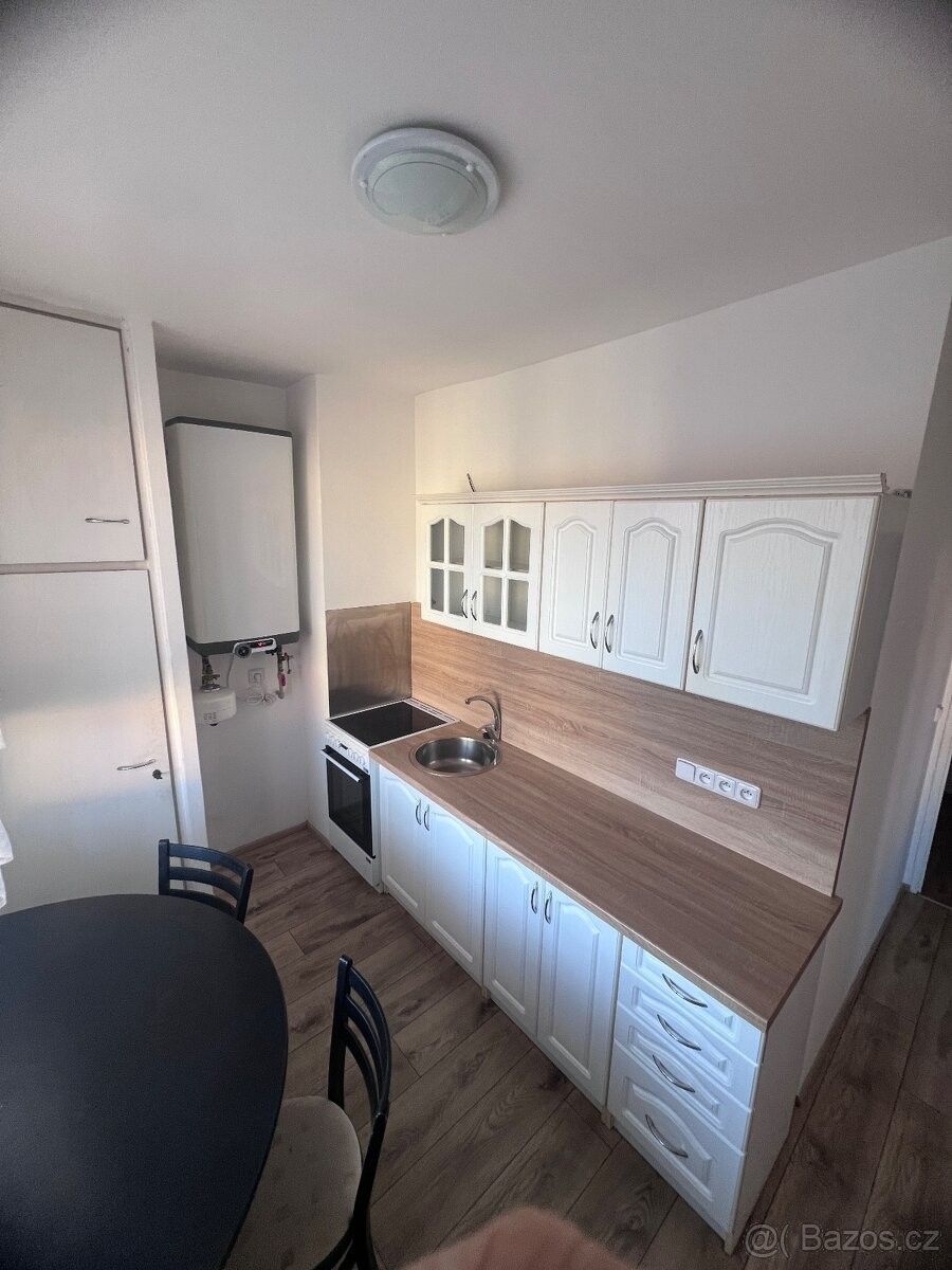Byty, Hodonín, 695 01 - 1
