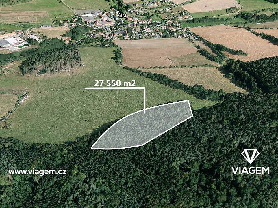 Les, 13 775 m²