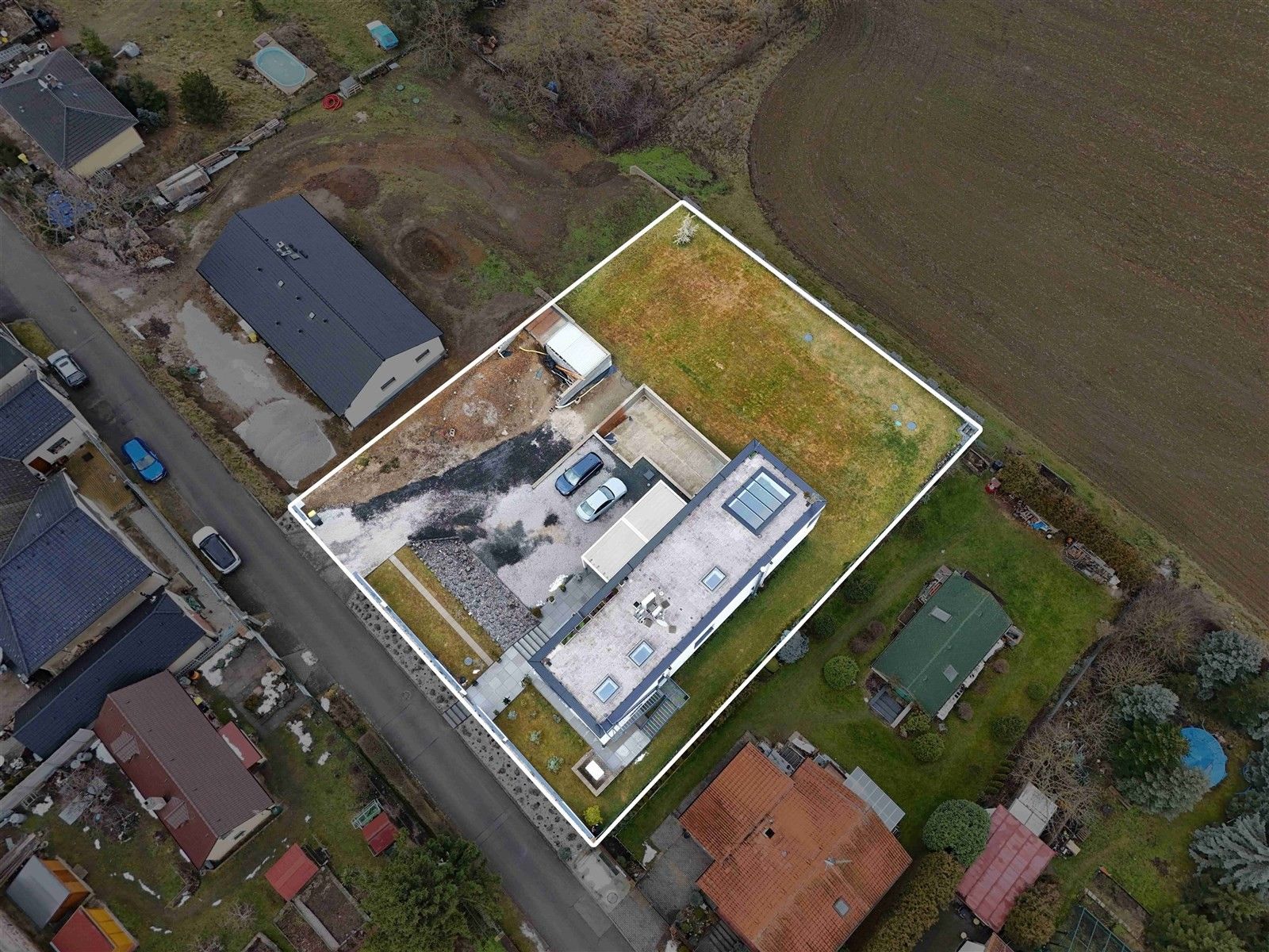 Prodej rodinný dům - Prof. Krbce, Tmaň, 294 m²