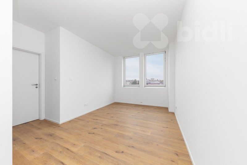 Prodej byt 2+kk - Koupelní, Hodonín, 36 m²