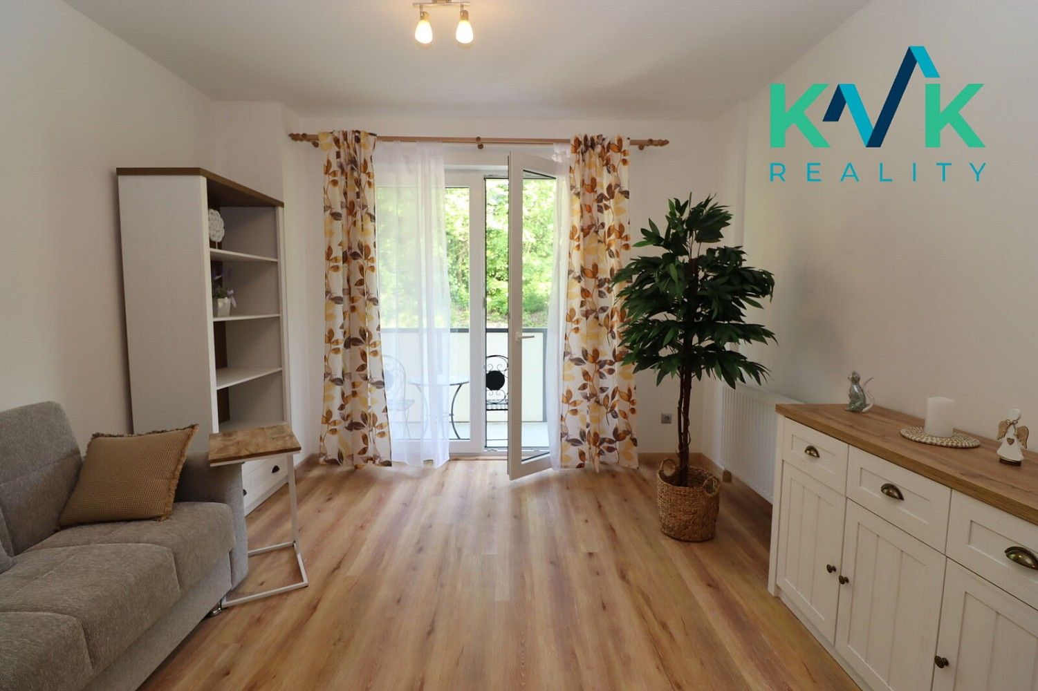 Byt 2+kk · 60 m² · Karlovy Vary - Drahovice, Karlovarský kraj - 4