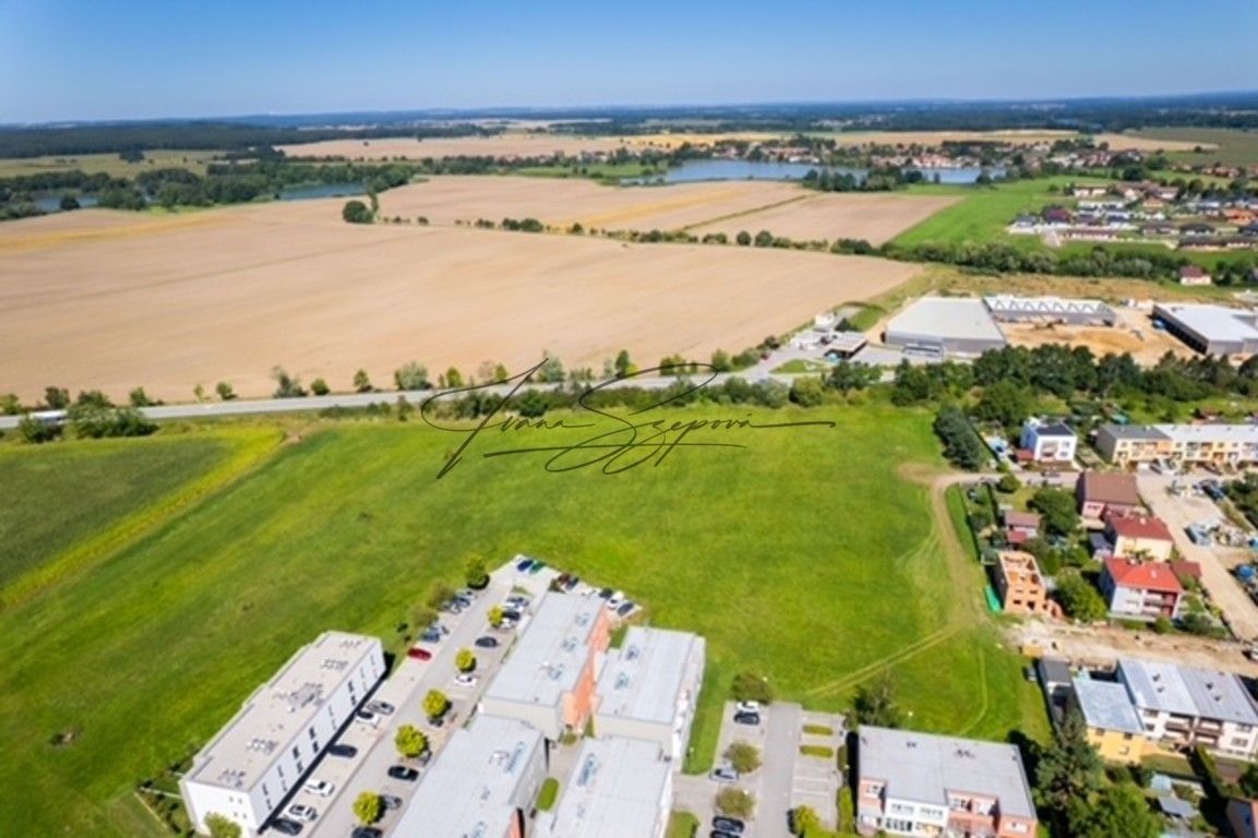 Pozemky pro bydlení, Třeboň, 4 659 m² - 1