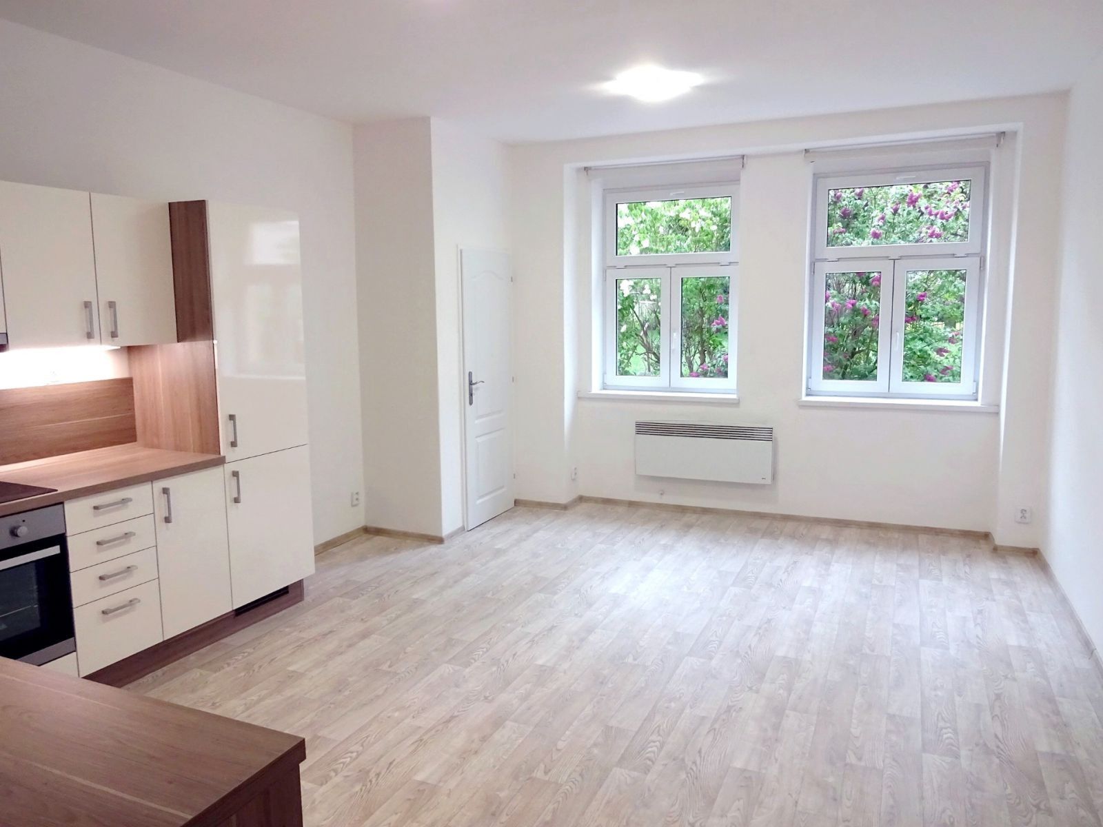 Pronájem byt 2+kk - Jugoslávských partyzánů, Praha - Dejvice, 58 m² - 2