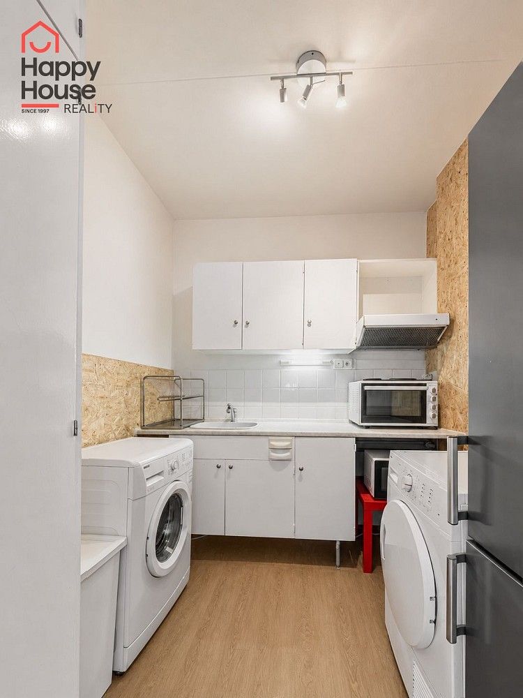 Byt 2+kk · 43 m² · Praha - Stodůlky, okres Praha 13, Hlavní město Praha - 3