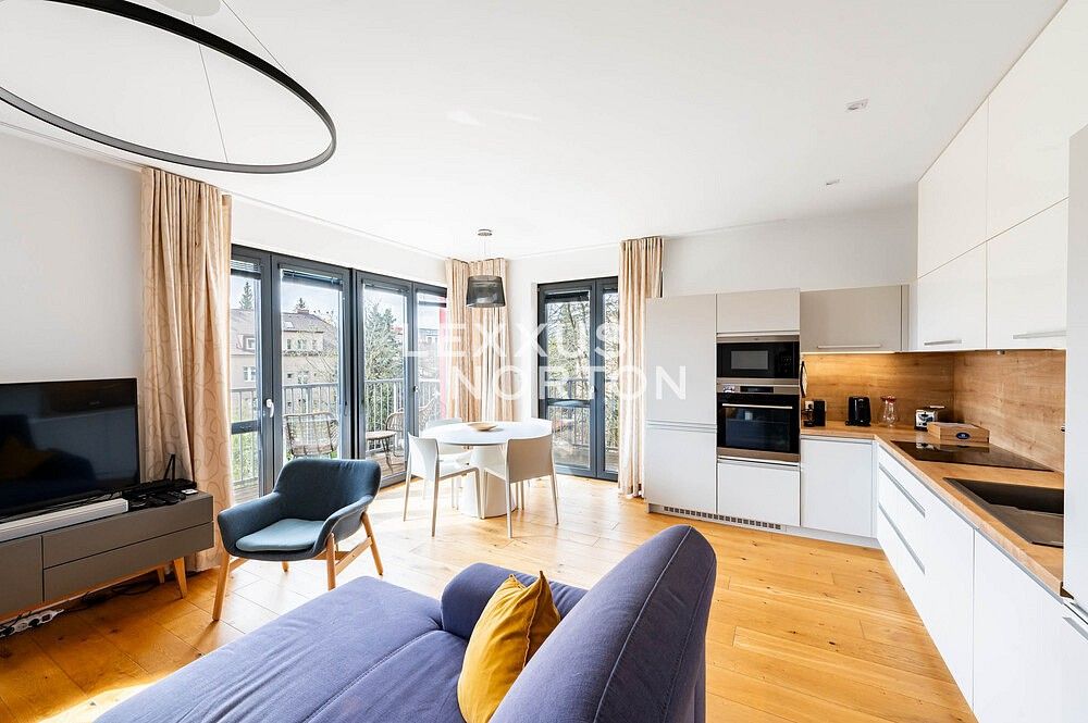 3+kk, Na vinici, Praha 10 - Strašnice, 93 m² - 1
