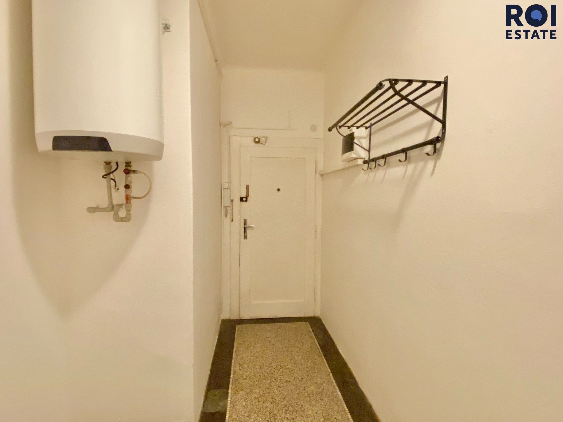 Pronájem byt 2+kk - Spojovací, Praha, 45 m²