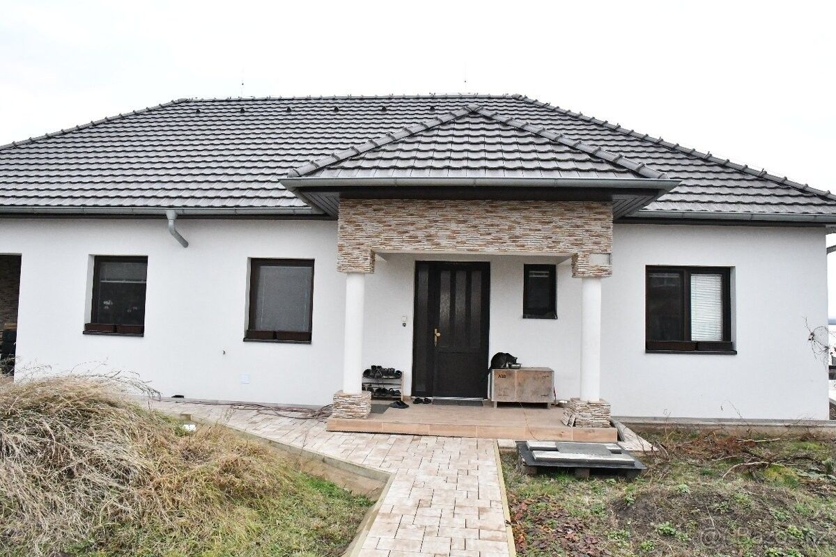 Rodinné domy, Pohořelice, 691 23