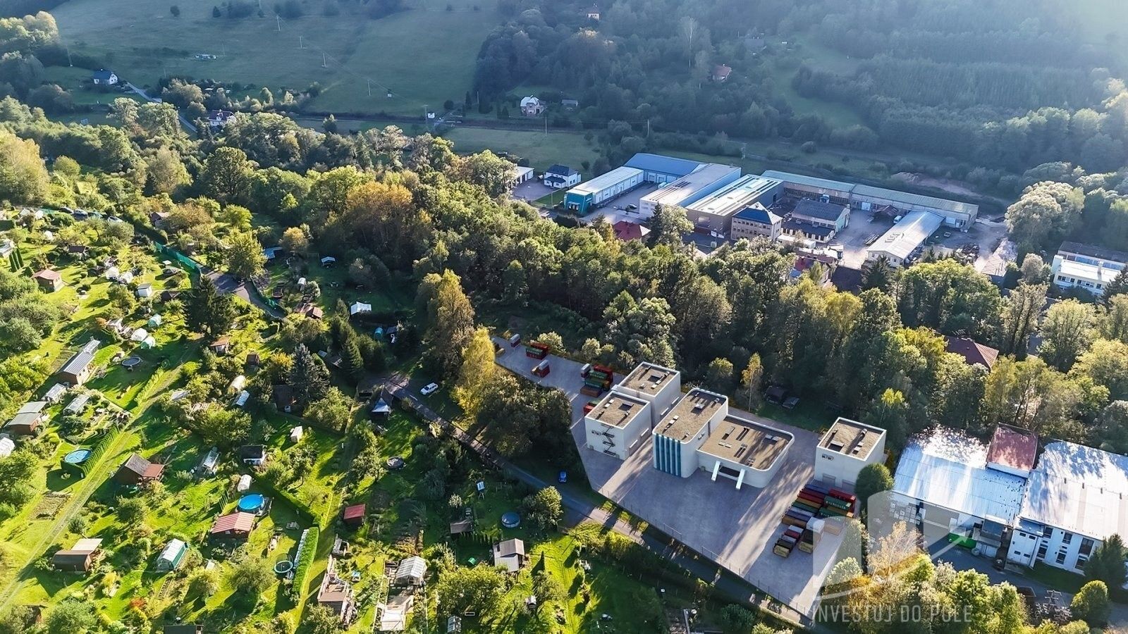 Prodej komerční pozemek - Semily