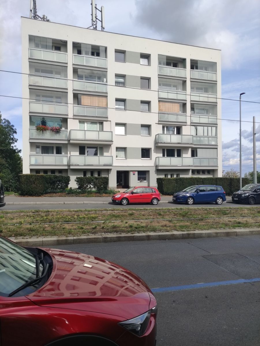 1+1, Na Petřinách, Praha - Veleslavín, 51 m²