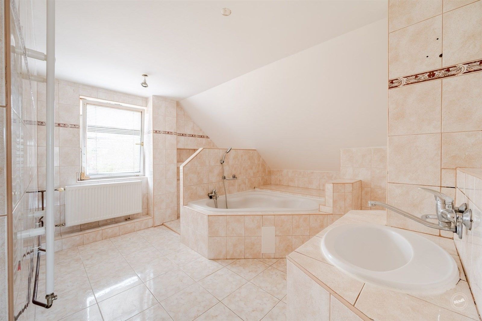 Prodej rodinný dům - Tuchlovice, 220 m²