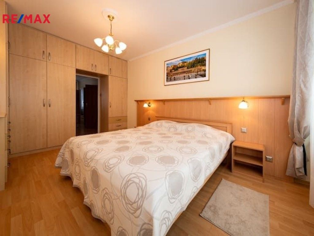 2+1, I. P. Pavlova, Karlovy Vary, 53 m²