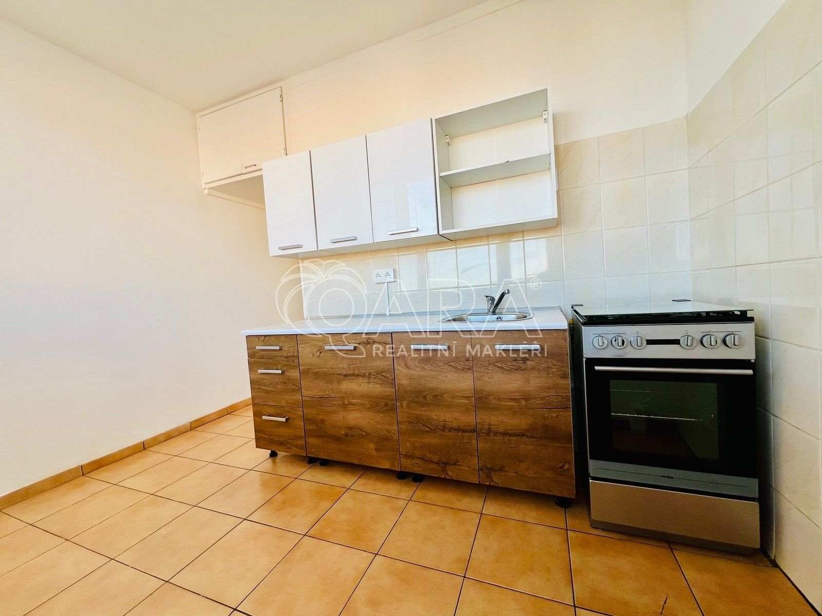 3+1, Beethovenova, Frýdek-Místek, 74 m²