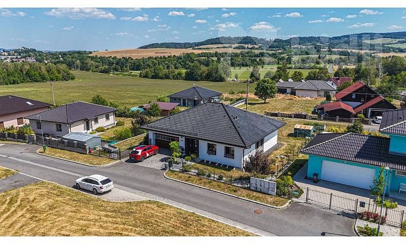 Rodinné domy, Nýrsko, okres Klatovy, Plzeňský kraj, 189 m² - 2