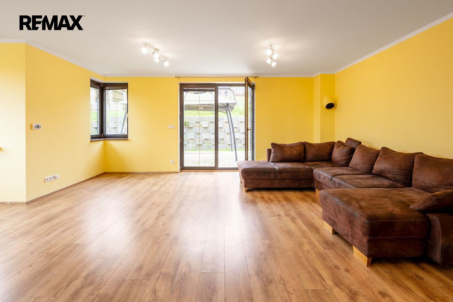 Rodinný dům · 205 m² · Jenišov - Pod Rohem, okres Karlovy Vary, Karlovarský kraj - 3