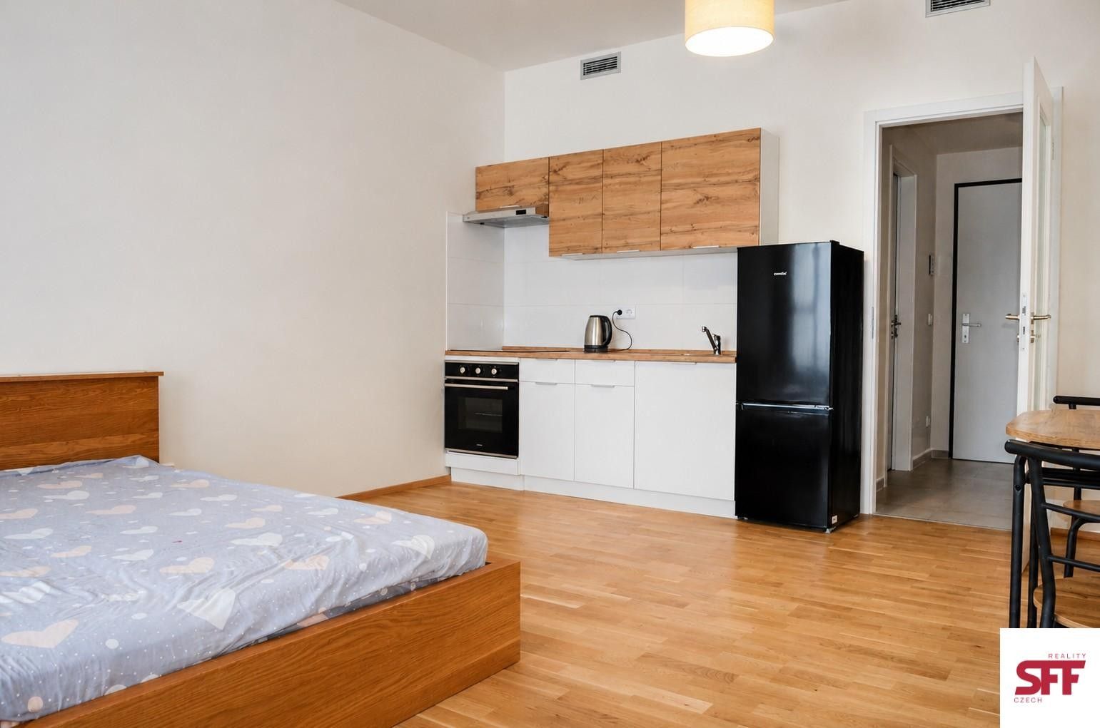1+kk, Mezi vodami, Praha, 32 m² - 1