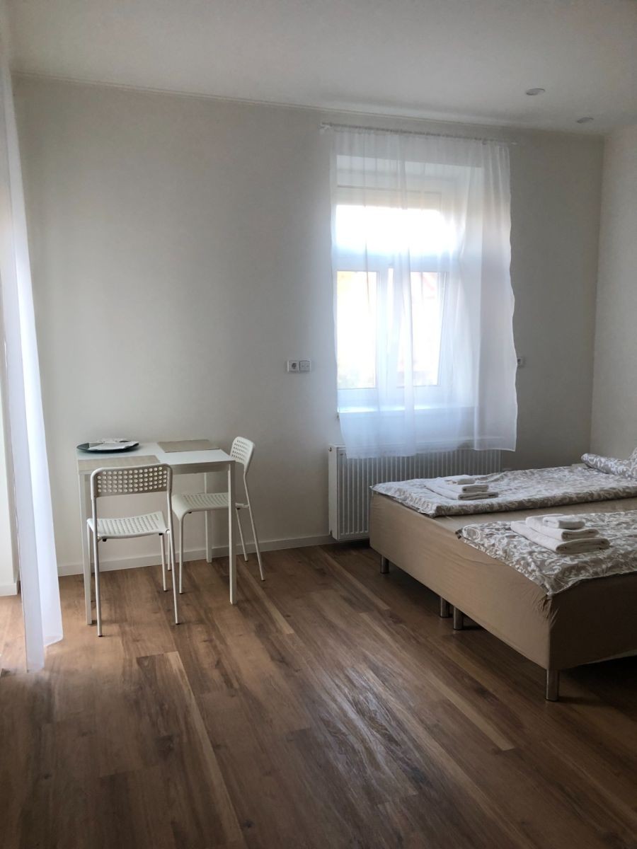 1+kk, Bělohorská, Praha - Břevnov, 34 m² - 2