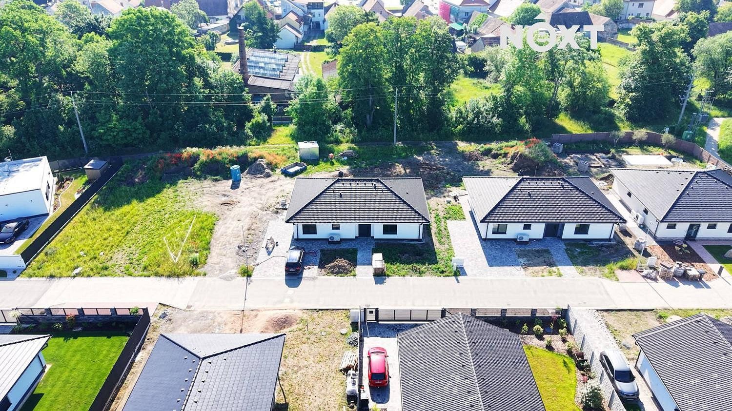 Rodinné domy, Dašice, okres Pardubice, Pardubický kraj, 125 m² - 1