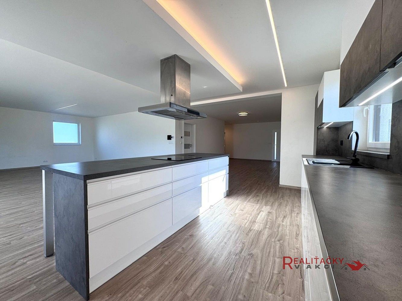 Rodinný dům · 208 m² · Nová, Dolní Dunajovice, okres Břeclav - 3