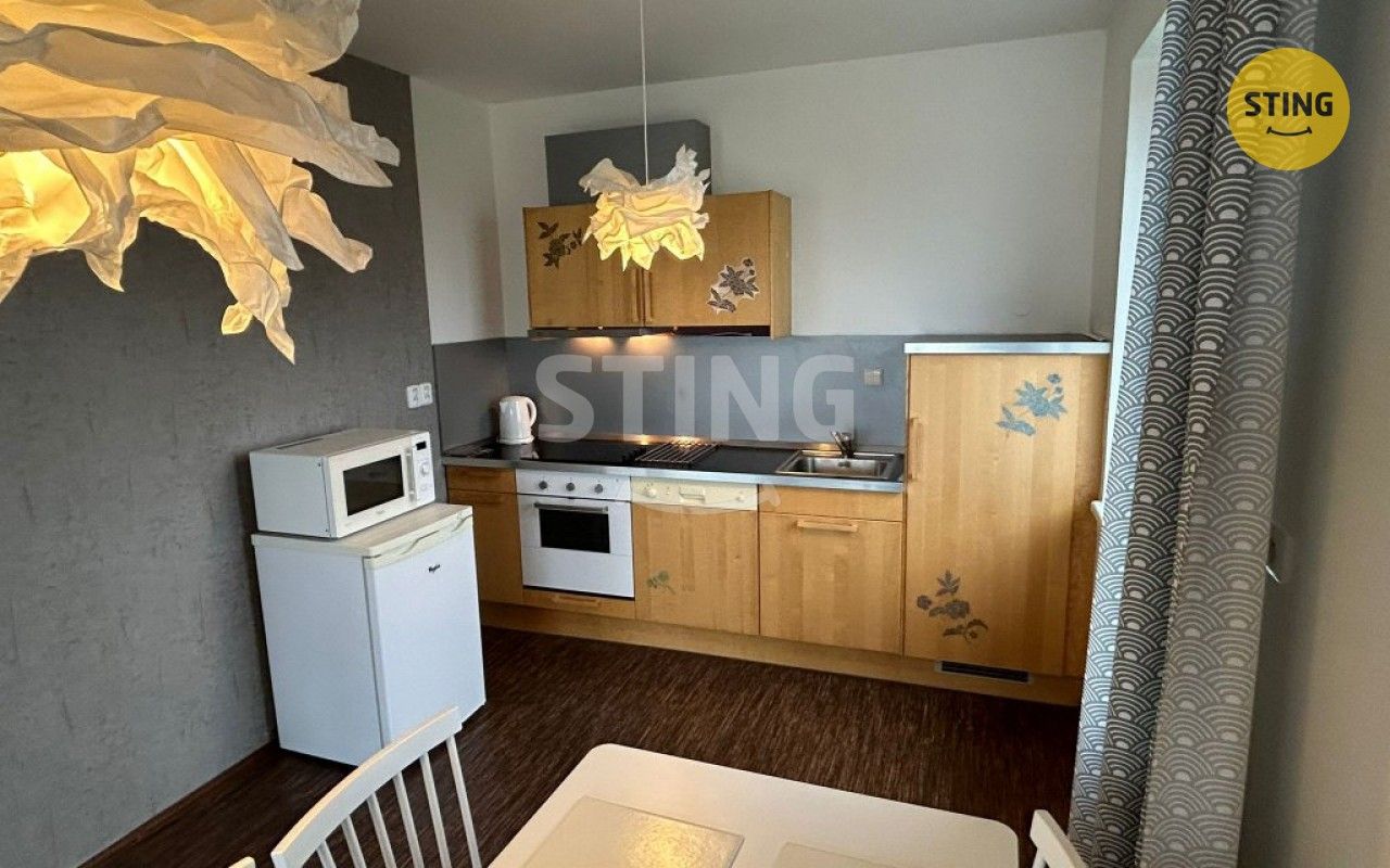 2+kk, třída Míru, Pardubice, 89 m² - 2