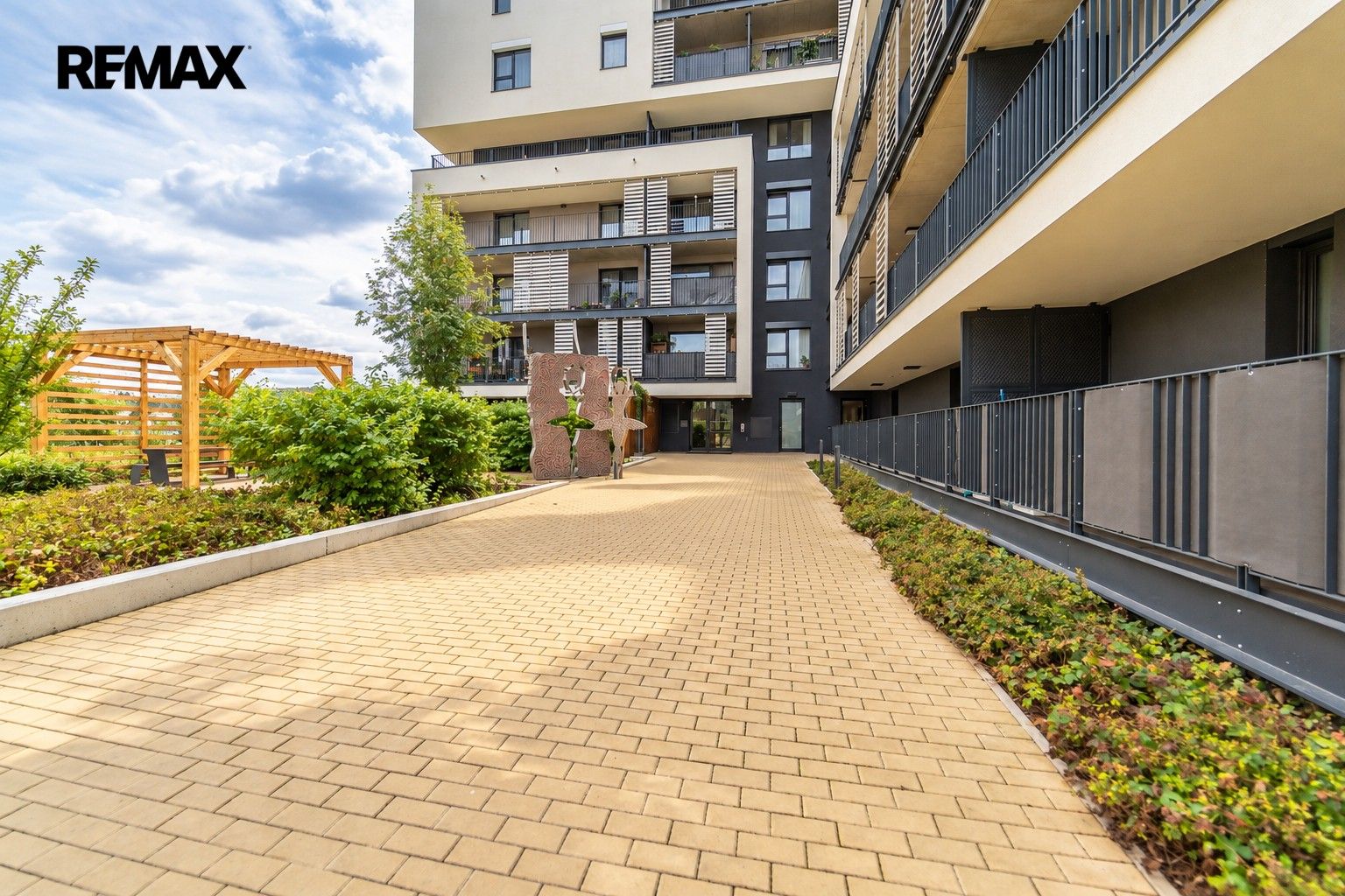 4+kk, Mezi vodami 2390, Praha Modřany, 113 m² - 1