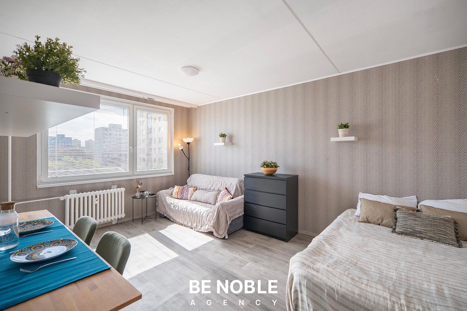 Byt 1+1 · 29,9 m² · Praha - Háje, okres Praha 11, Hlavní město Praha - 4
