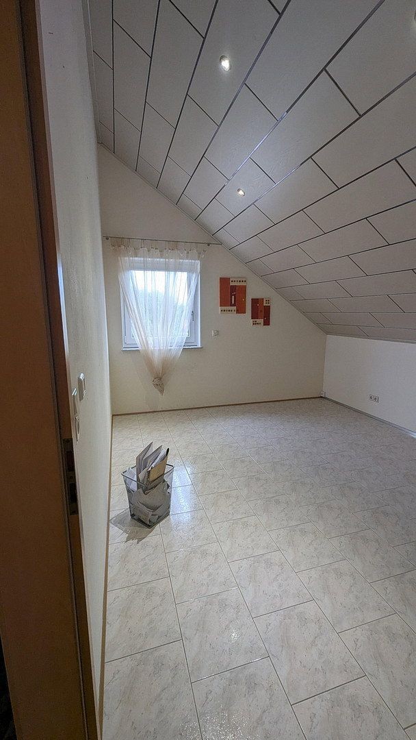 Byt 4+1 · 186 m² · , Porýní-Falc - 3
