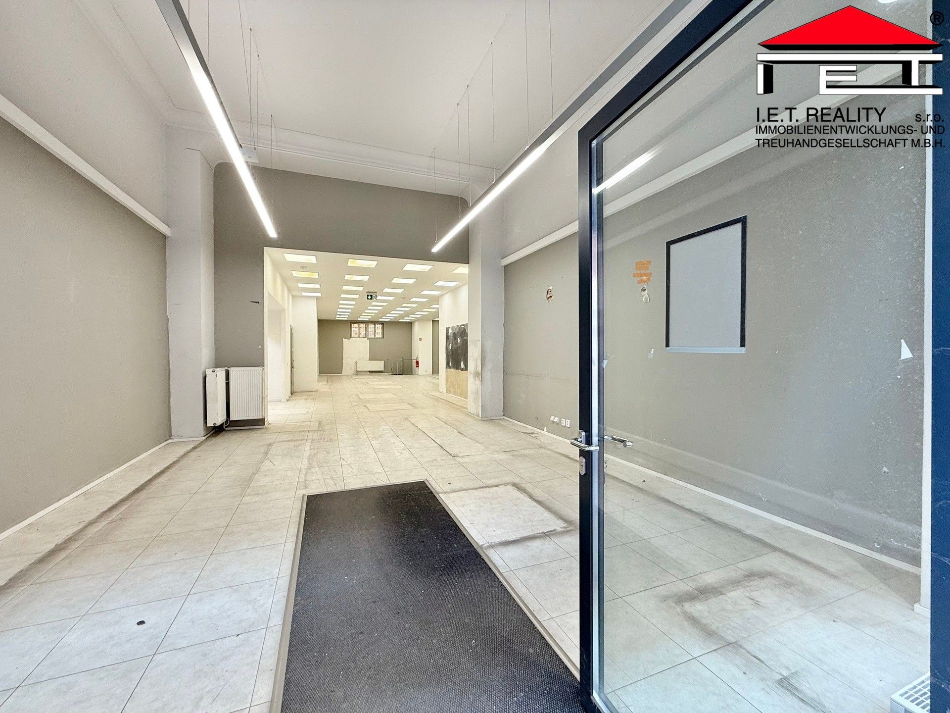 Pronájem obchodní prostory - Masarykova, Brno, 212 m² - 5