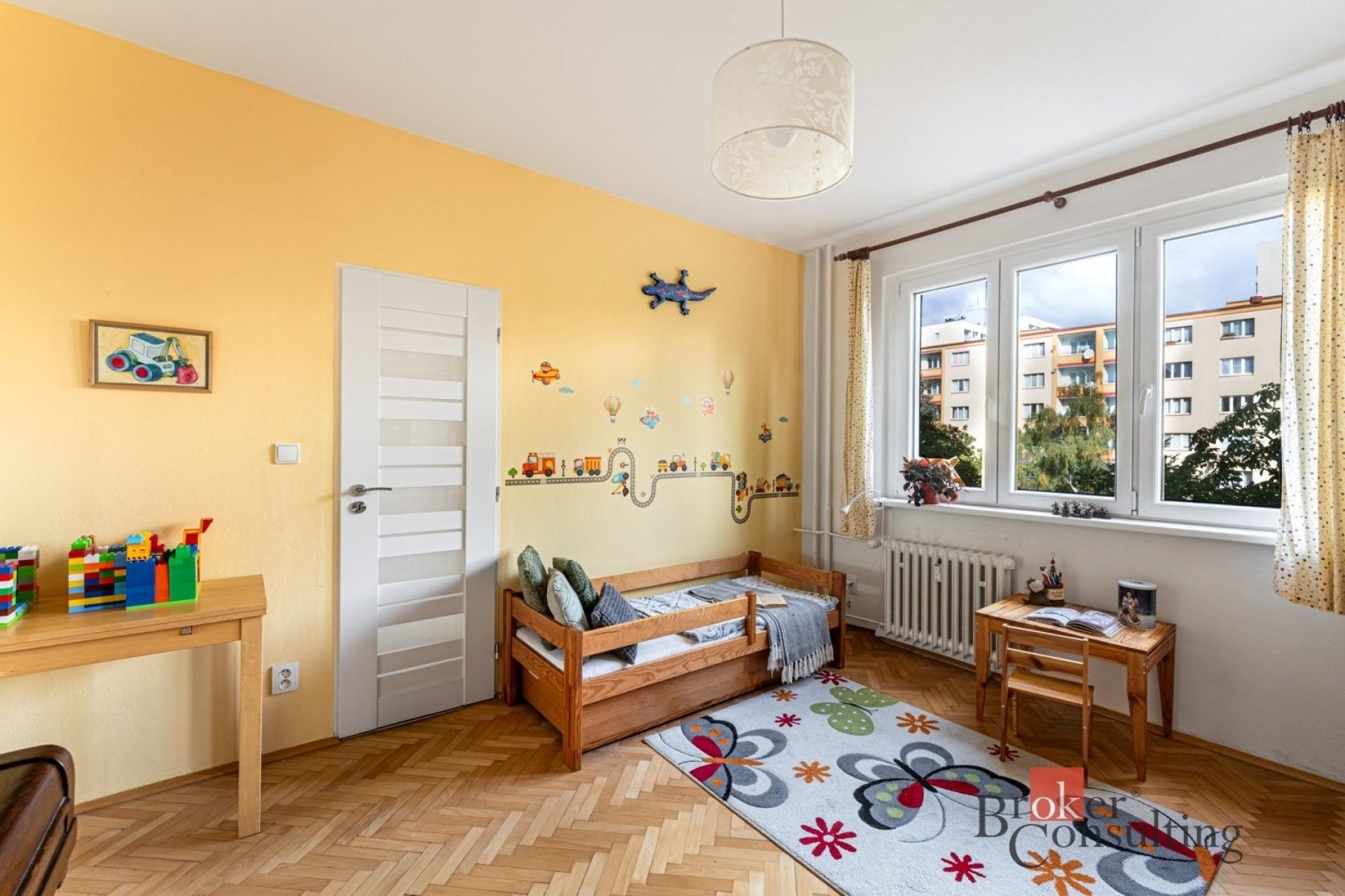 Byt 2+1 · 48 m² · Africká, Praha - 3