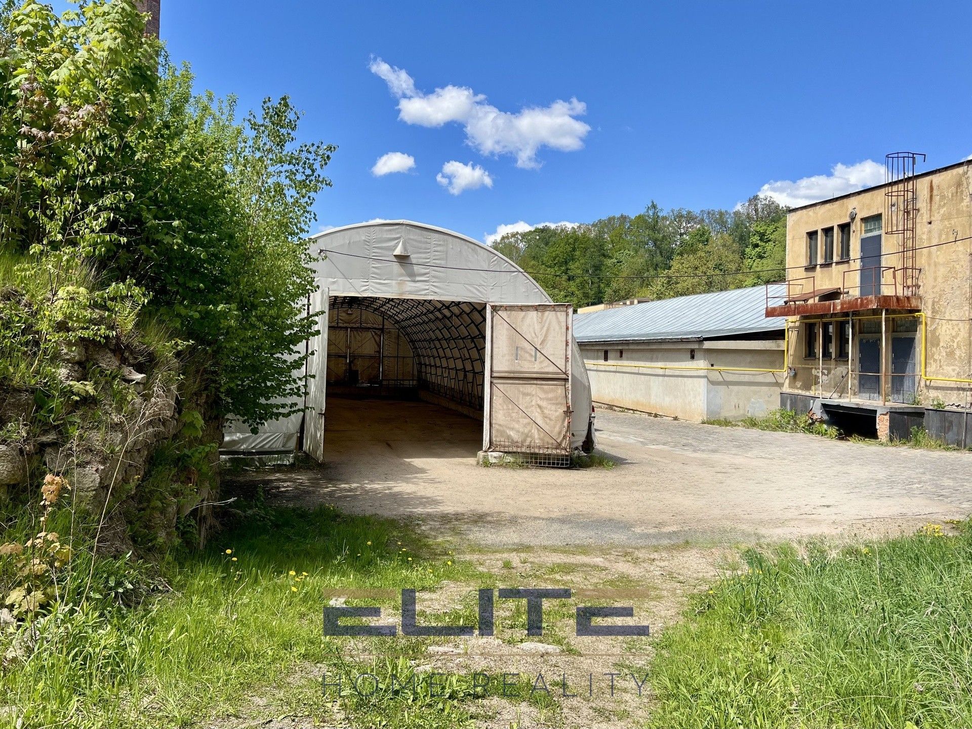 Pronájem sklad - Kateřinská, Liberec, 300 m²